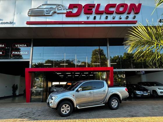 MITSUBISHI L200 TRITON 3.2 HPE 4X4 CD 16V TURBO INTERCOOLER DIESEL 4P AUTOMÁTICO